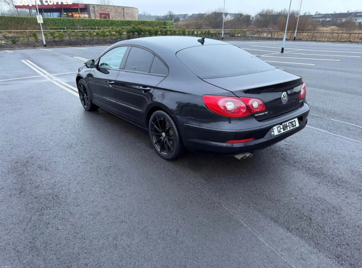 Volkswagen Passat 2012 - Image 3