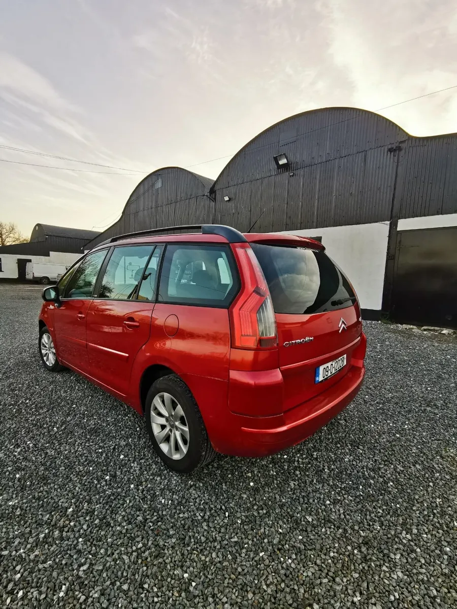 Citroen c4 Grand Picasso 7-seater Automatic - Image 4