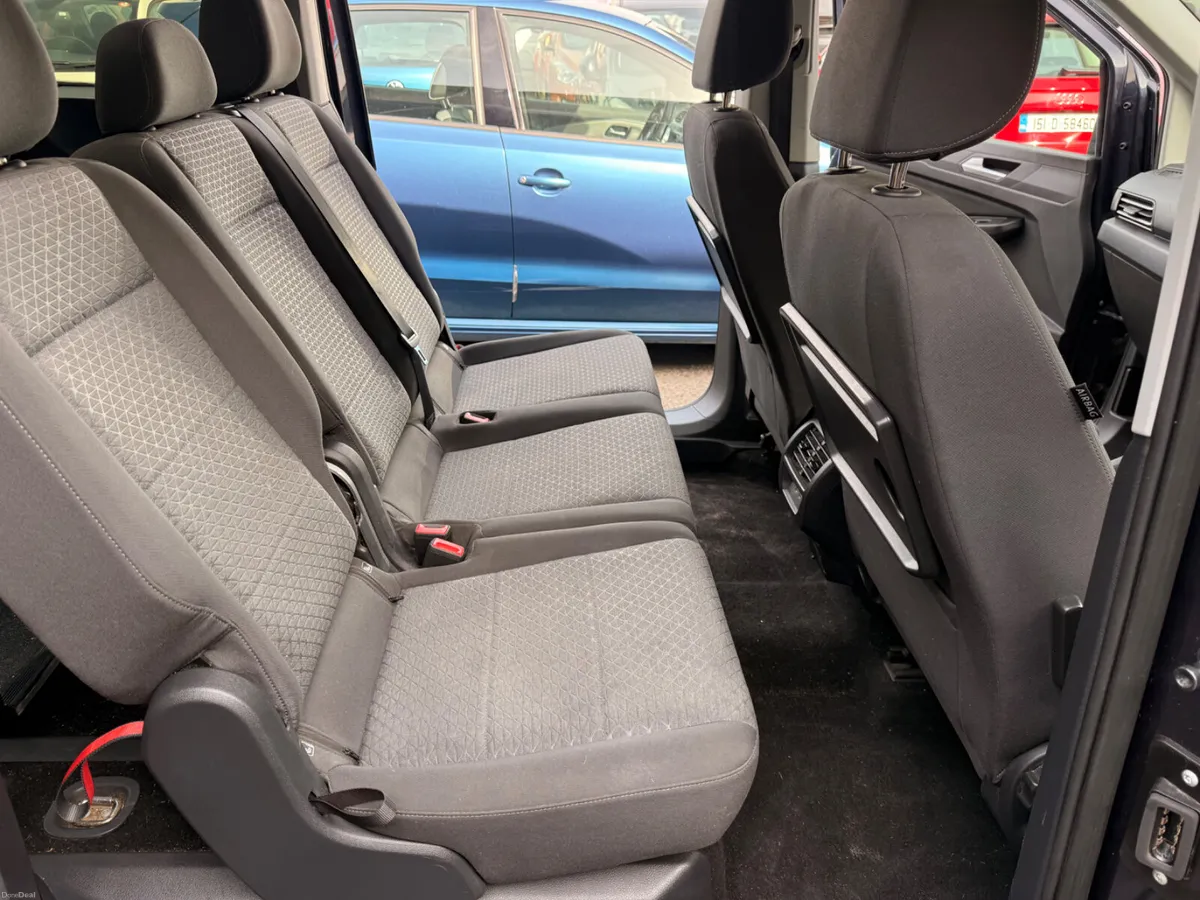 Ford Tourneo Connect 2023 wheelchair taxi spec - Image 5