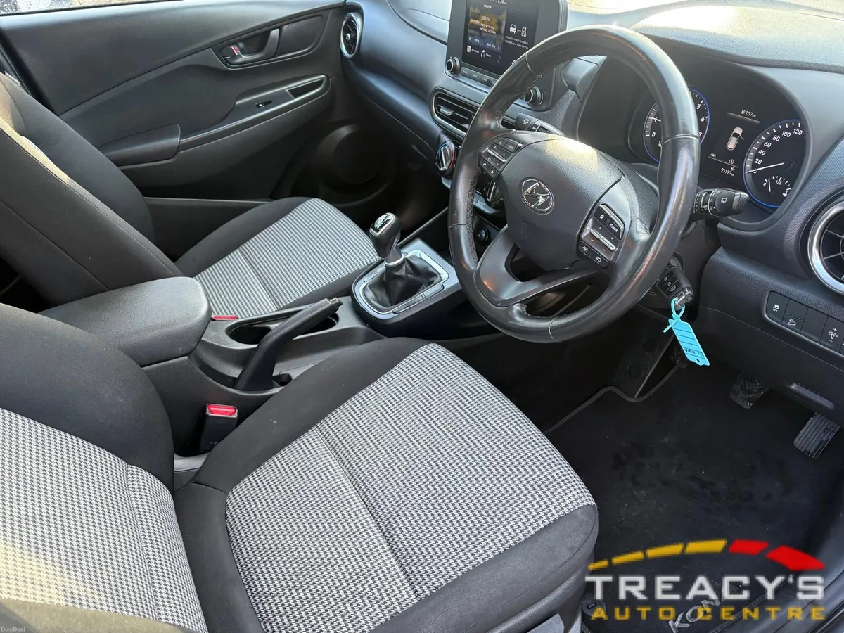 Hyundai KONA 2022 KAUAI COMFORT 5DR PETROL - Image 4