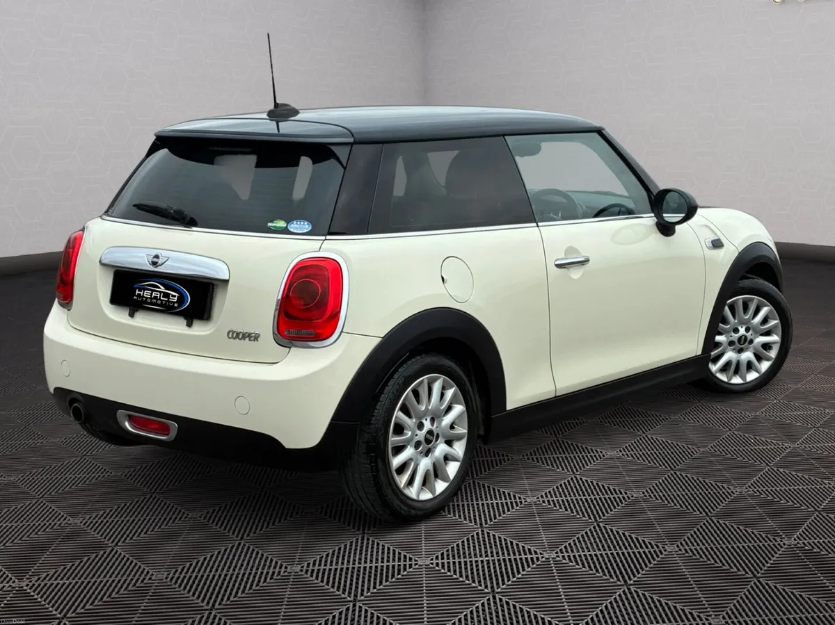 Mini Cooper *Automatic* - Image 6