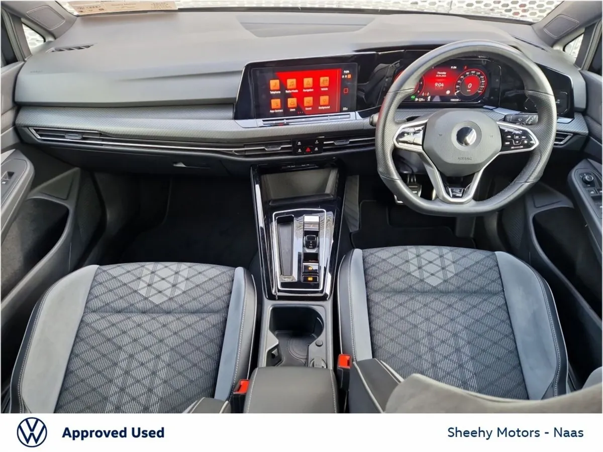 Volkswagen Golf R-Line 2.0TDI DSG - Image 2