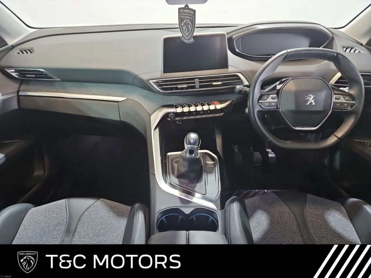 Peugeot 5008  Allure 5008, 7 Seater, 1.5 Hdi - Image 3