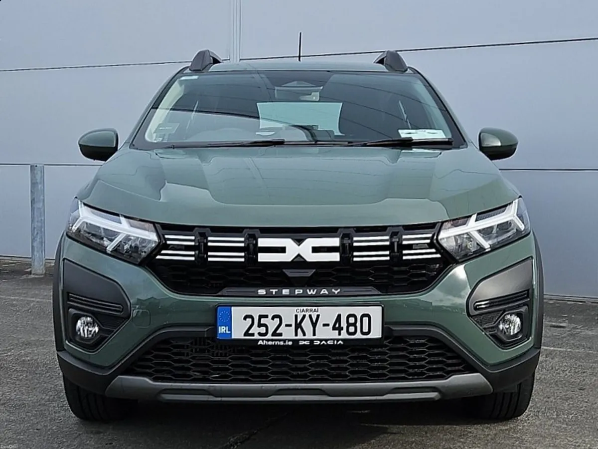 Dacia Sandero Stepway STEPWAY Expression 1.0 L TCe - Image 3