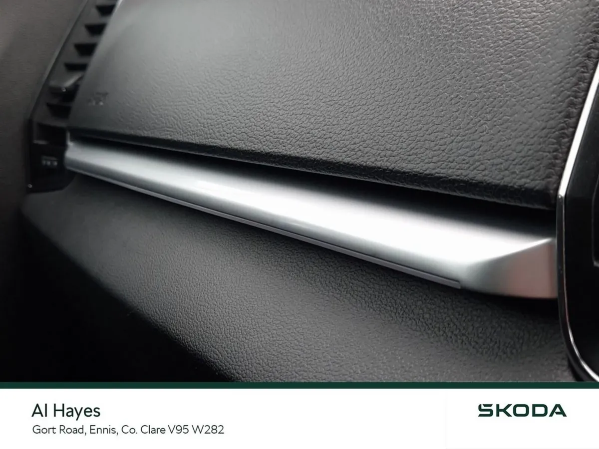 Skoda Karoq **TOP SPEC**WINTER PACK**STYLE 1.6TDI - Image 3