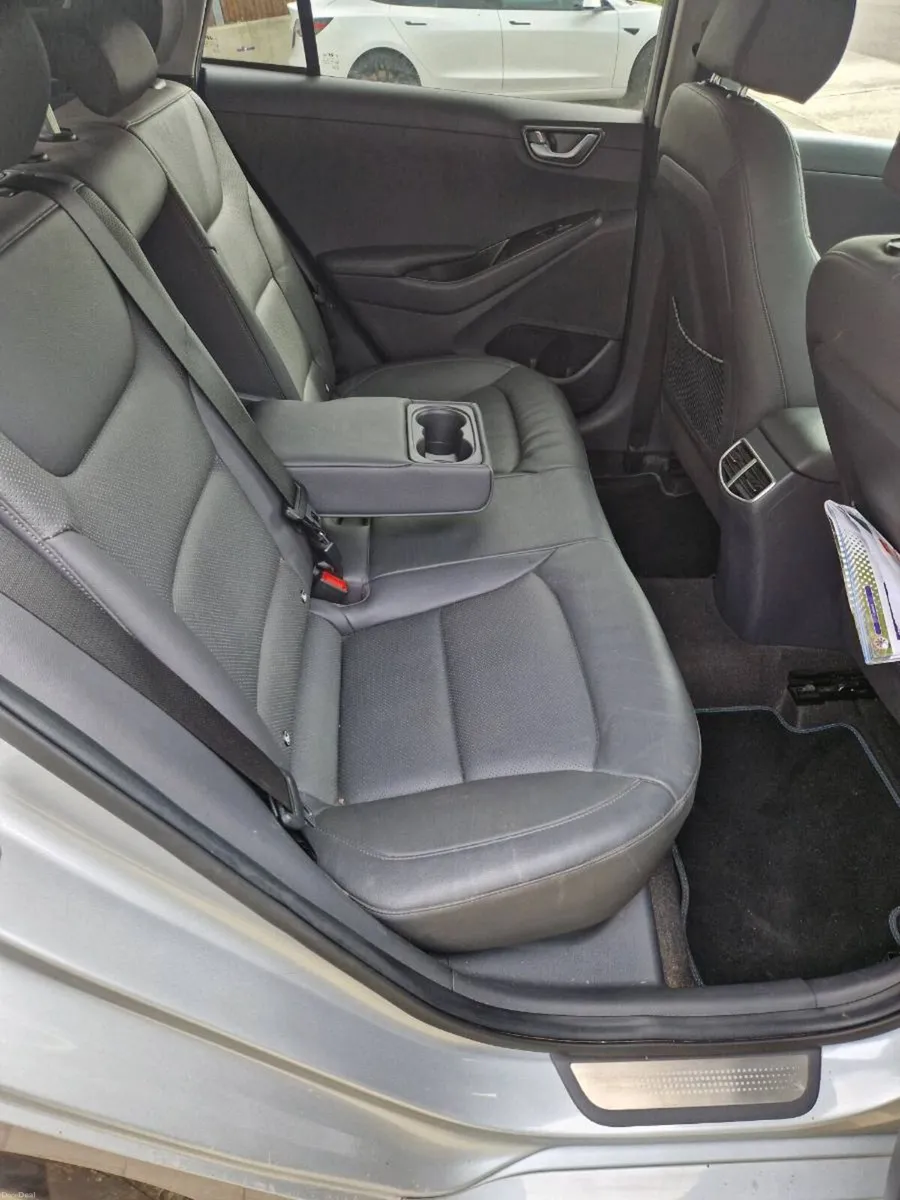 Electric Car Hyundai ioniq 38.3kwh - Image 2