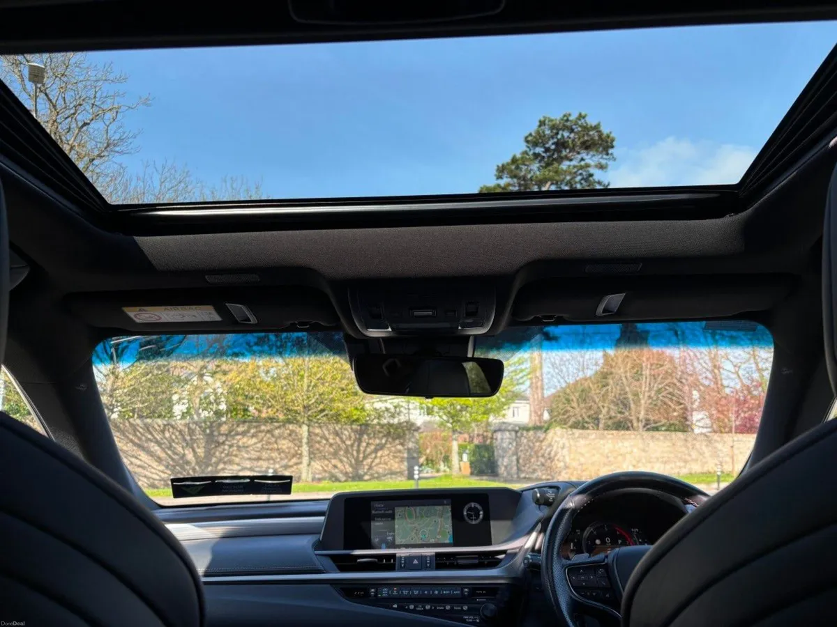Lexus ES 300h F-SPORT SUNROOF - Image 3
