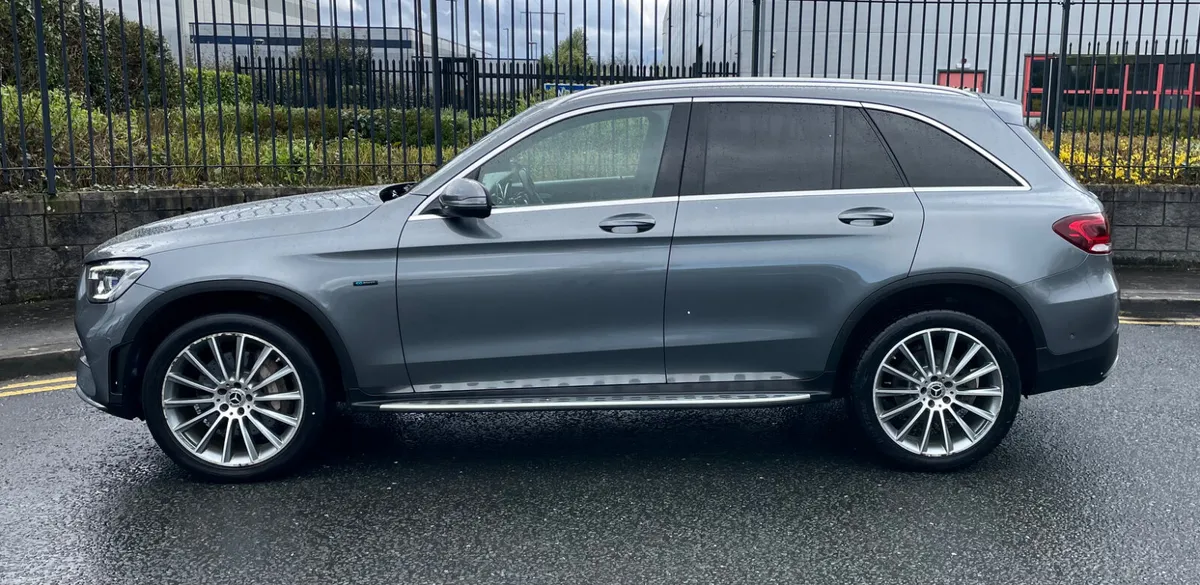2020 GLC 300De Hybrid 2 Seat Commercial - Image 4