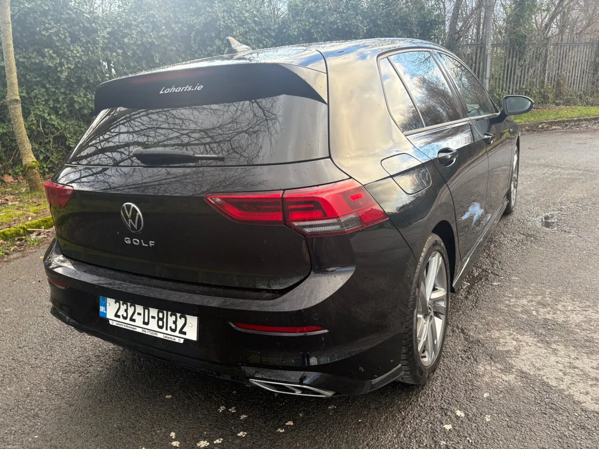 Volkswagen Golf 2023 R Line 2.0 TDI - Image 4
