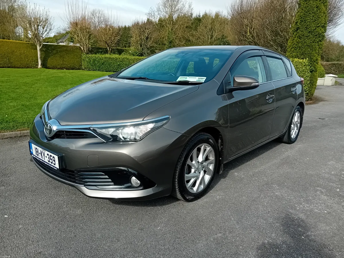 Toyota Auris 2018 - Image 3