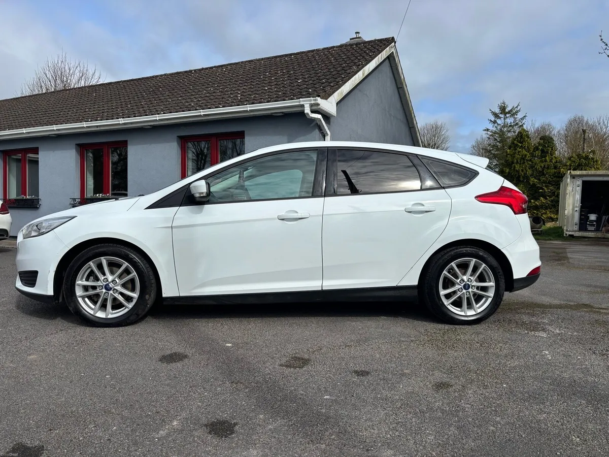 Ford Focus - Image 3