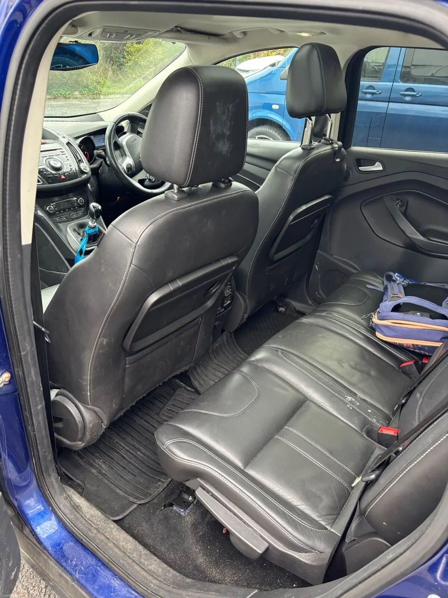 Ford Kuga 2015 titanium X - Image 4