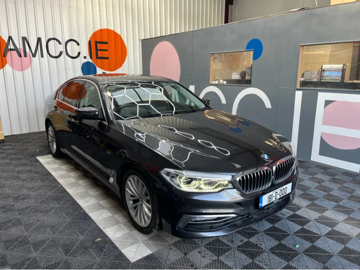 BMW 5-Series 2018 BMW 523D LUXURY 2.0 AUTOMATIC / - Image 1