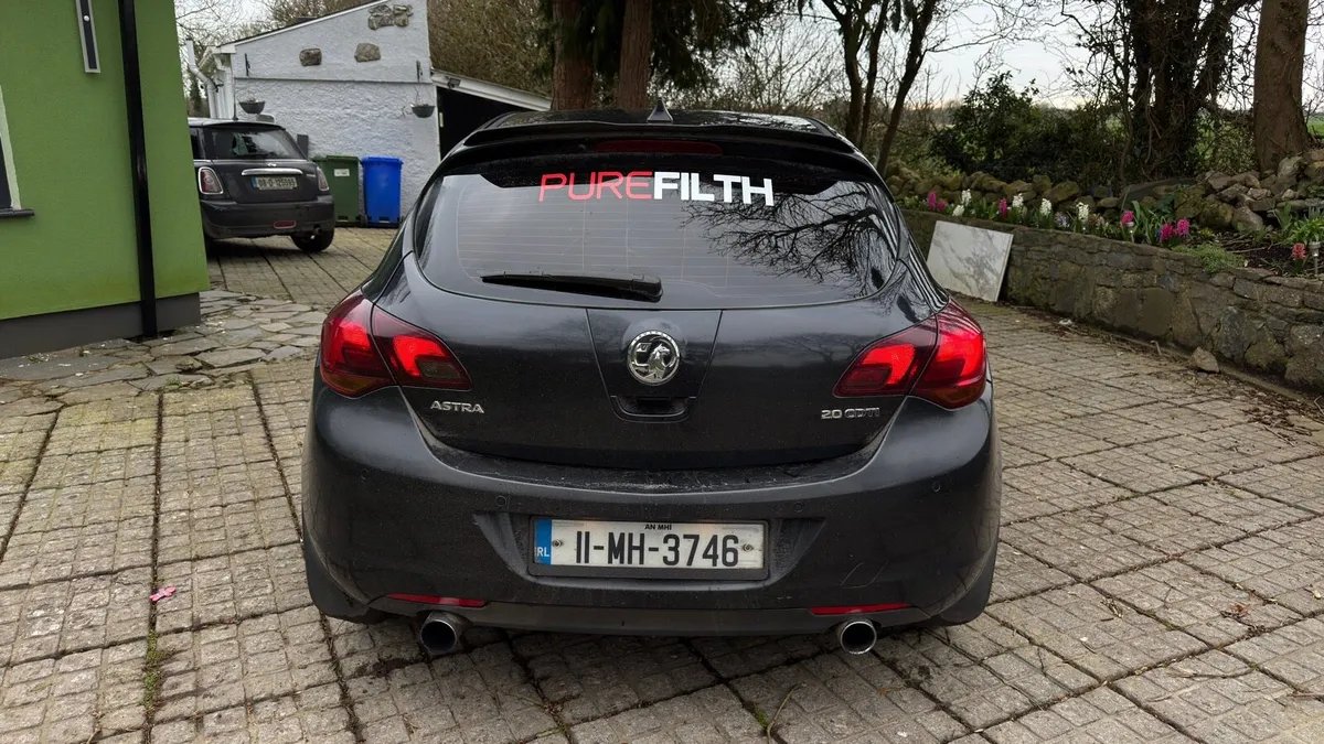 Vauxhall Astra 2011 - Image 4