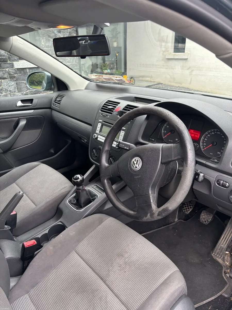 Volkswagen Jetta 2007 - Image 3