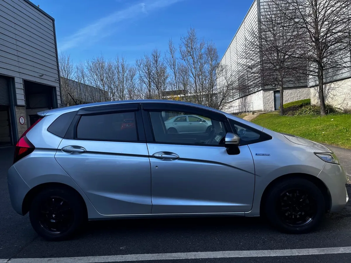 Honda Fit 2015 - Image 3
