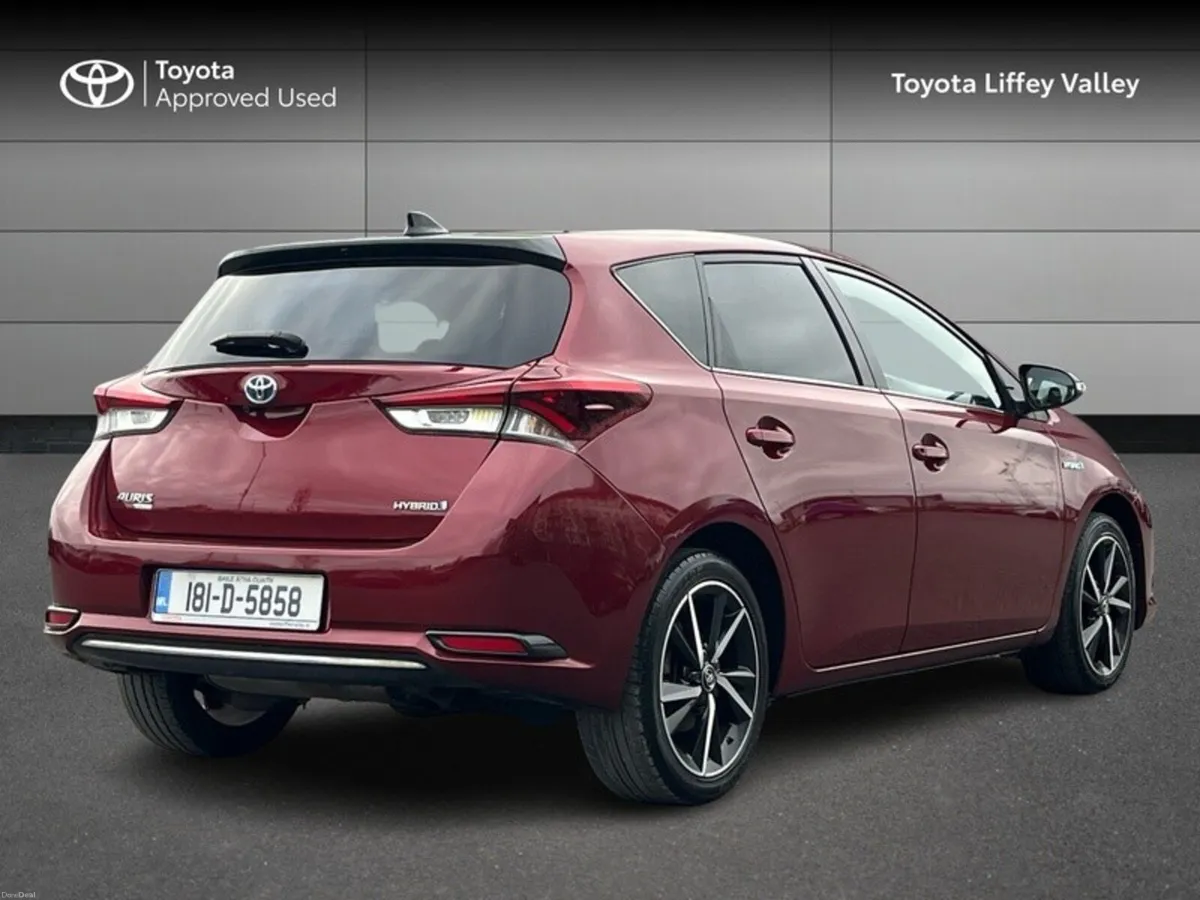 Toyota Auris AURIS HYBRID LUNA SPORT - Image 2