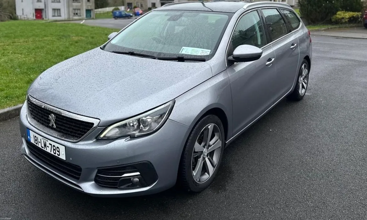 PEUGEOT 308 - Image 2