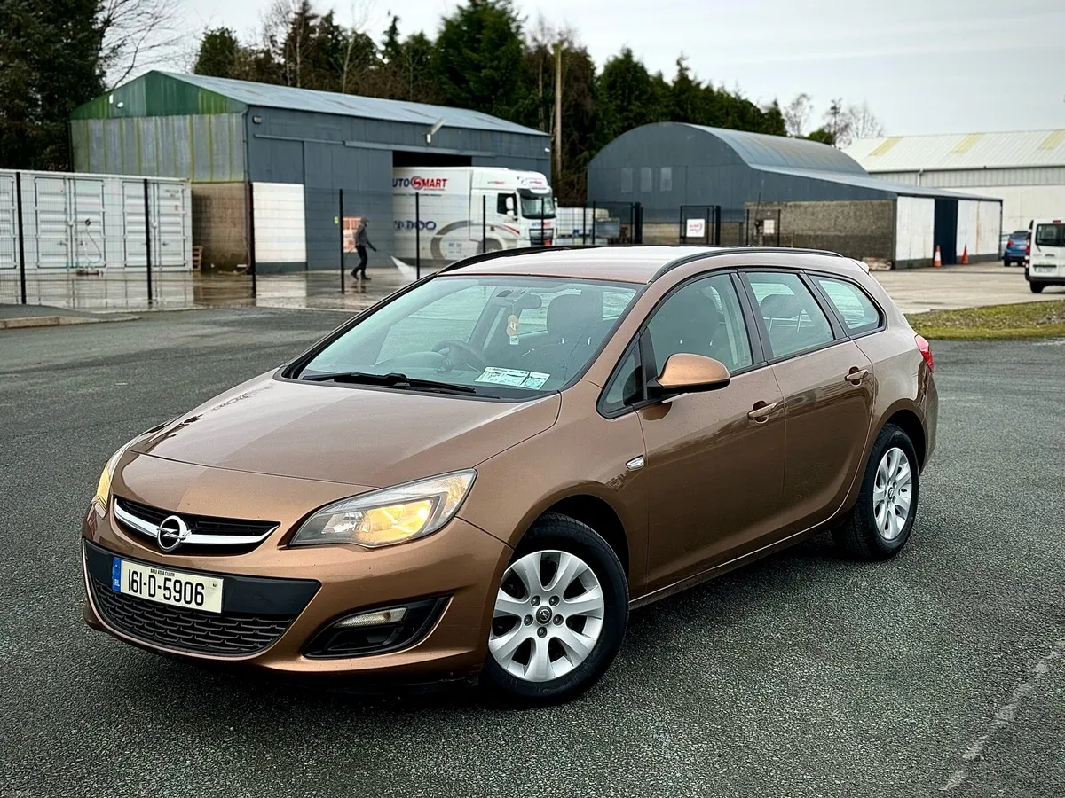 Astra - 2016 - NCT 01.27 - low mileage - good car - Image 1