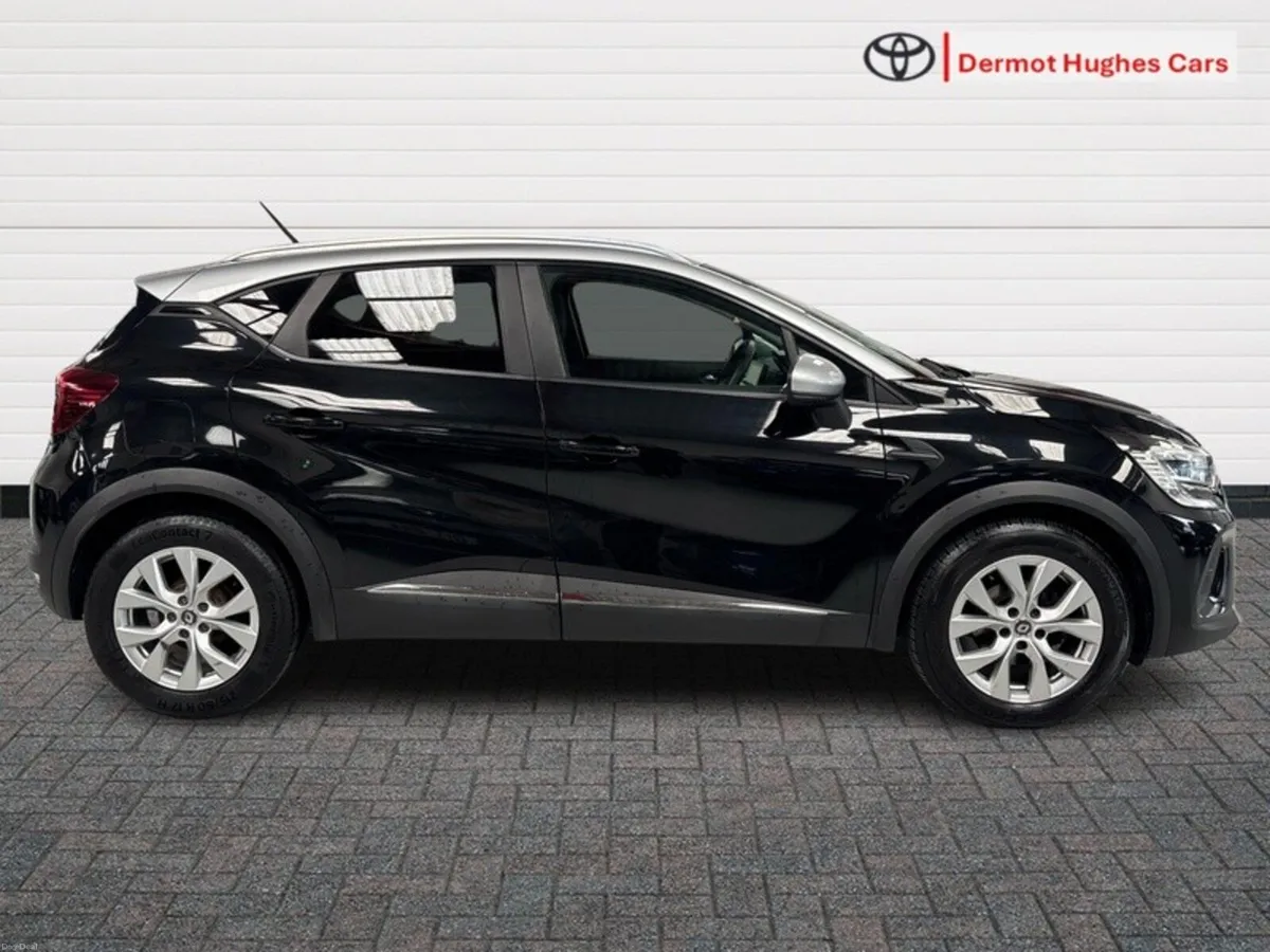 Renault Captur ICONIC DCI 95 MANUAL MY MY19 5DR - Image 3