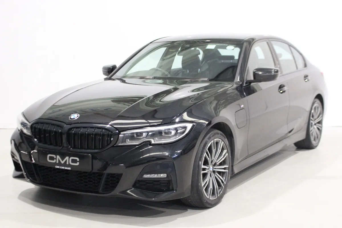 BMW 3-Series 2019 330E MSPORT - Image 3