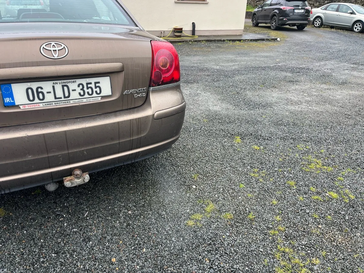 Toyota Avensis - Image 3