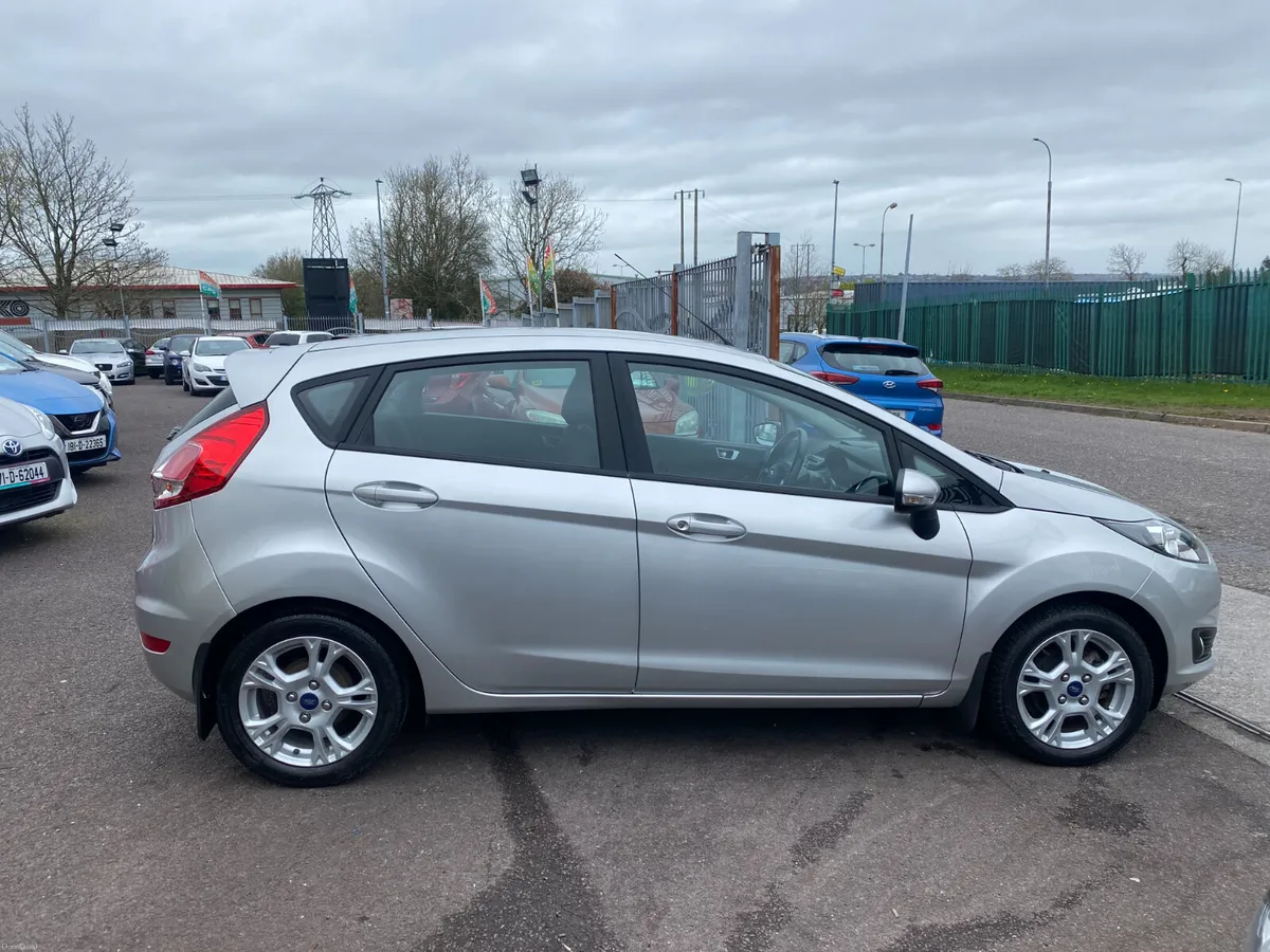 Ford Fiesta 2017 ONLY 90KLMS - Image 4