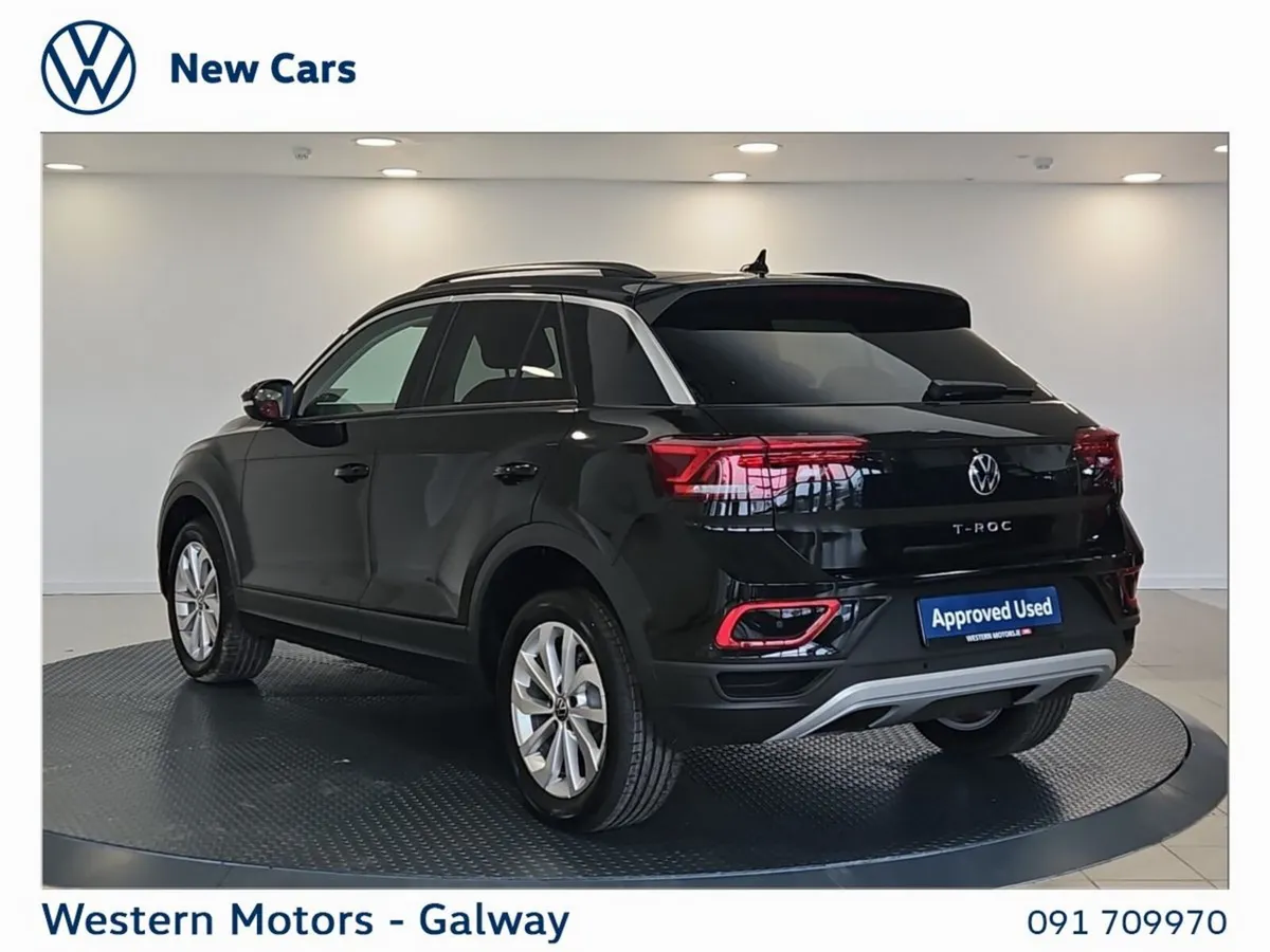Volkswagen T-Roc Edition 75. Available NOW 261. La - Image 3