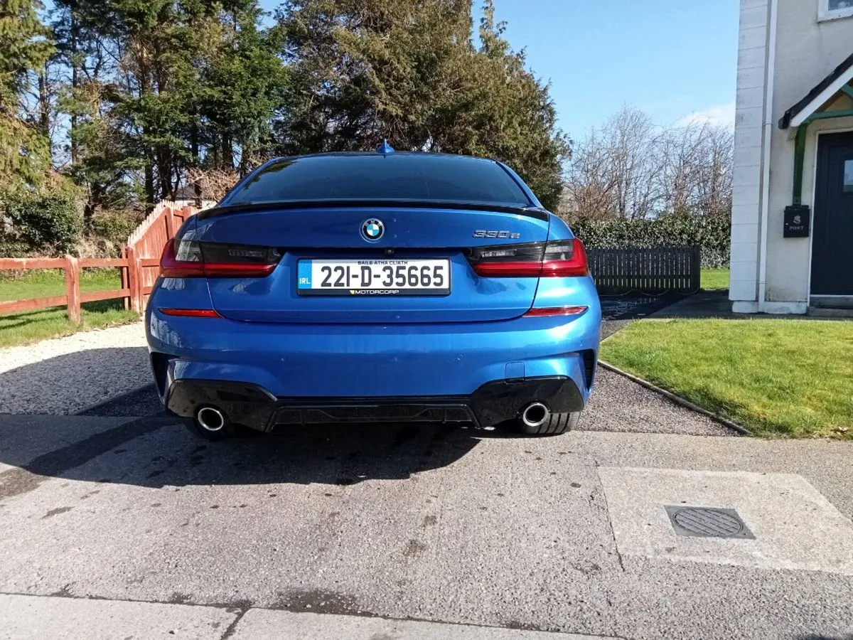 BMW msport 330e - Image 3