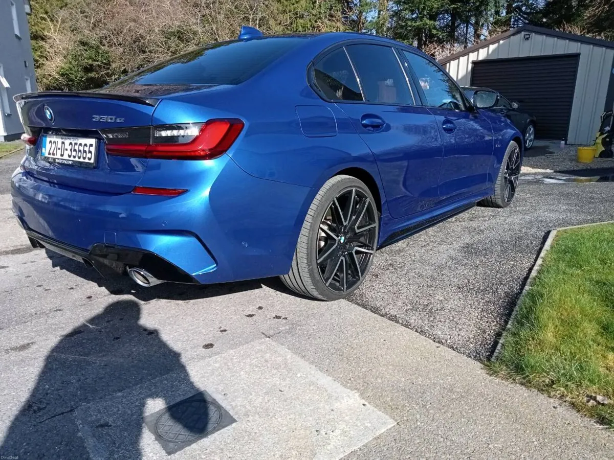 BMW msport 330e - Image 4