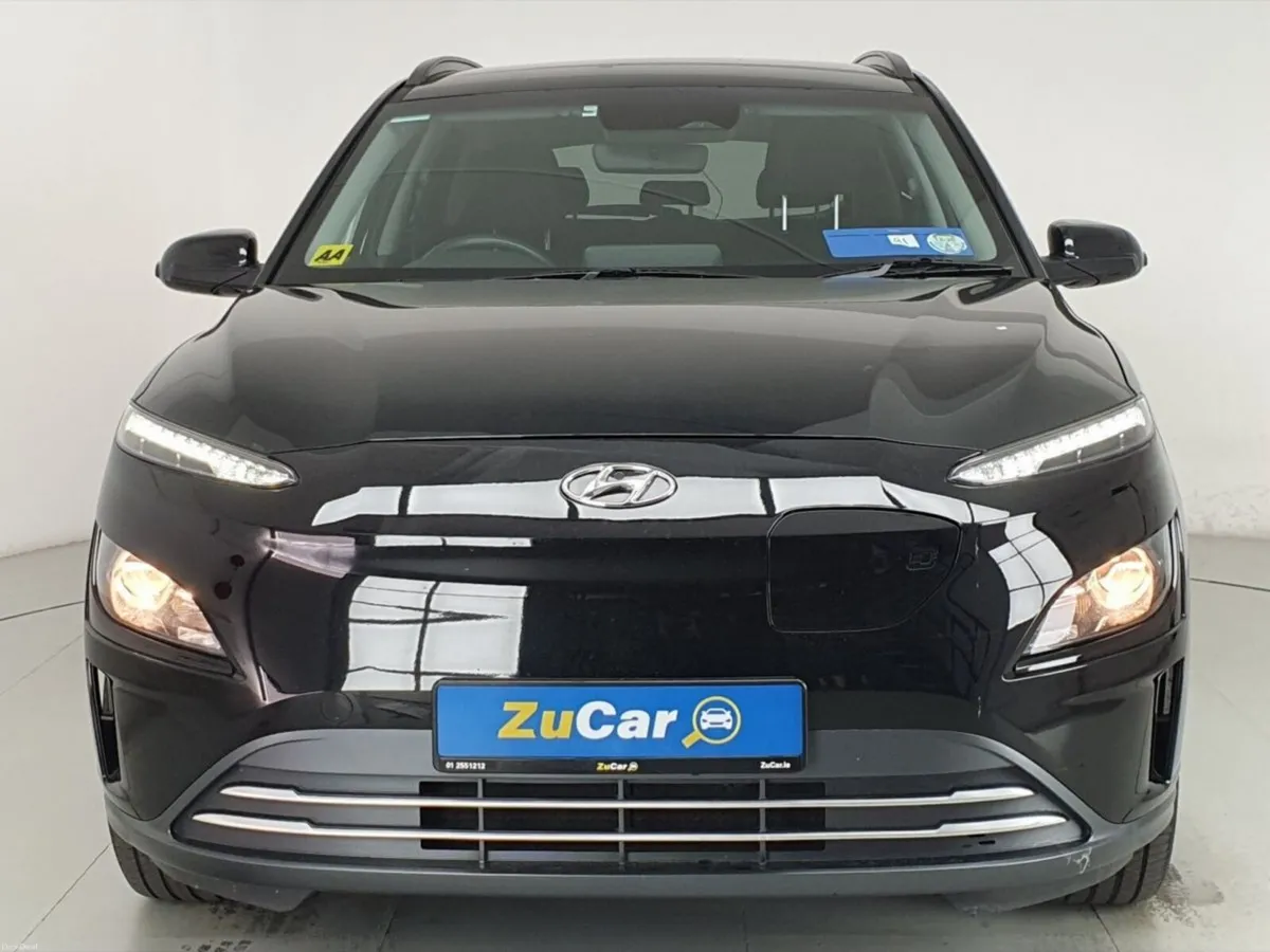 Hyundai KONA Kona EV Executive 39 kWh - Image 3