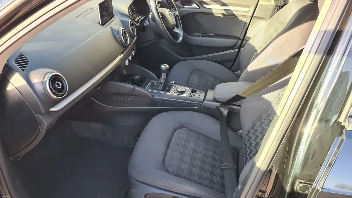 Audi A3 1.6 tdi SE Sportback - Image 3