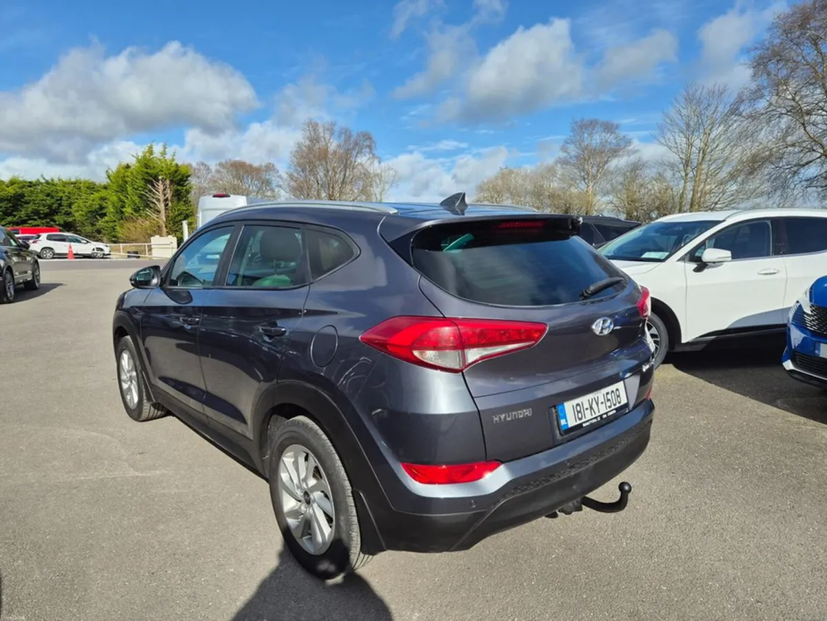 Hyundai Tucson Executive 1.7 5DR - Image 4