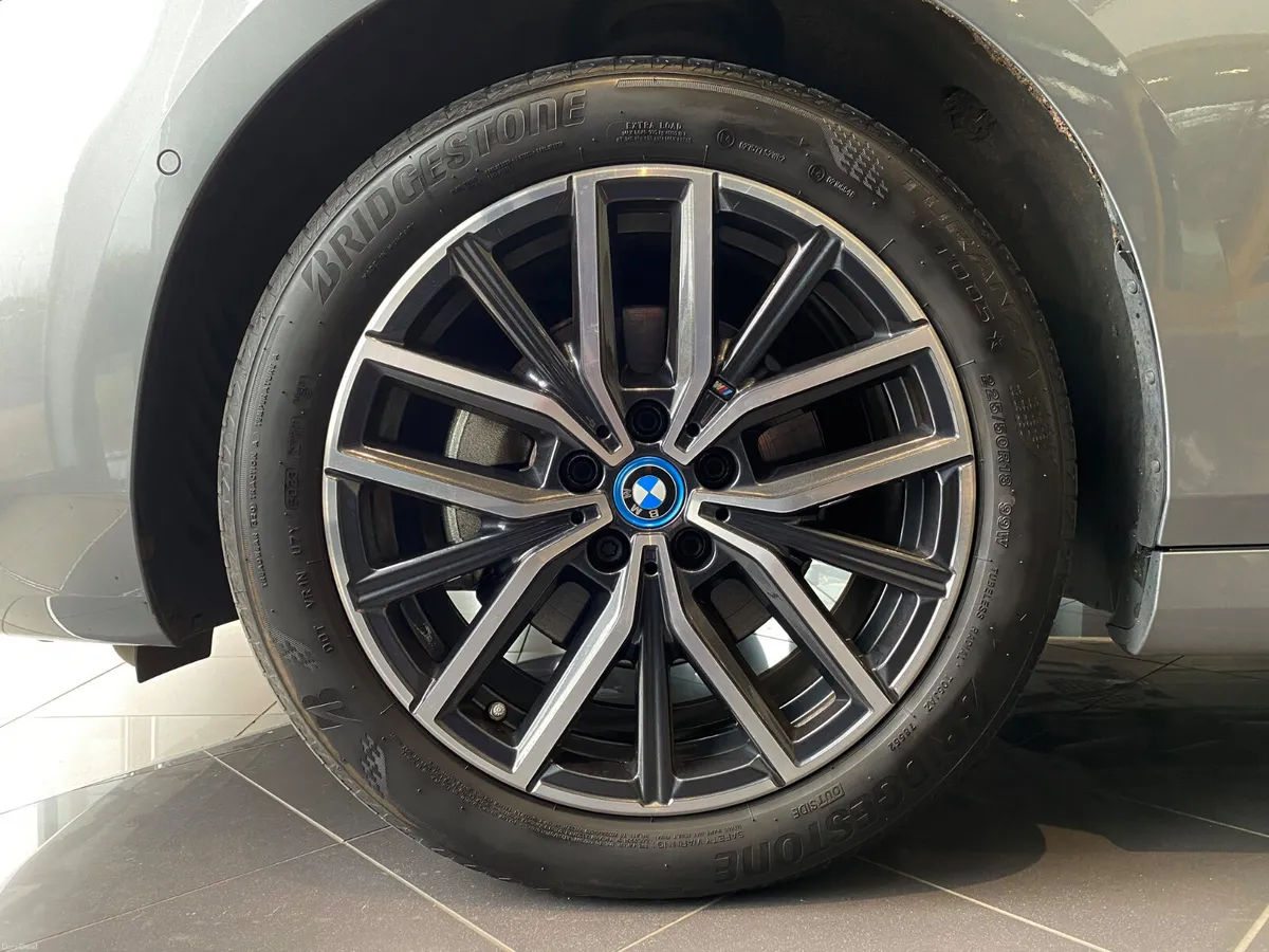BMW 2-Series 2023  225E Msport  ACTIVE TOURER - Image 6
