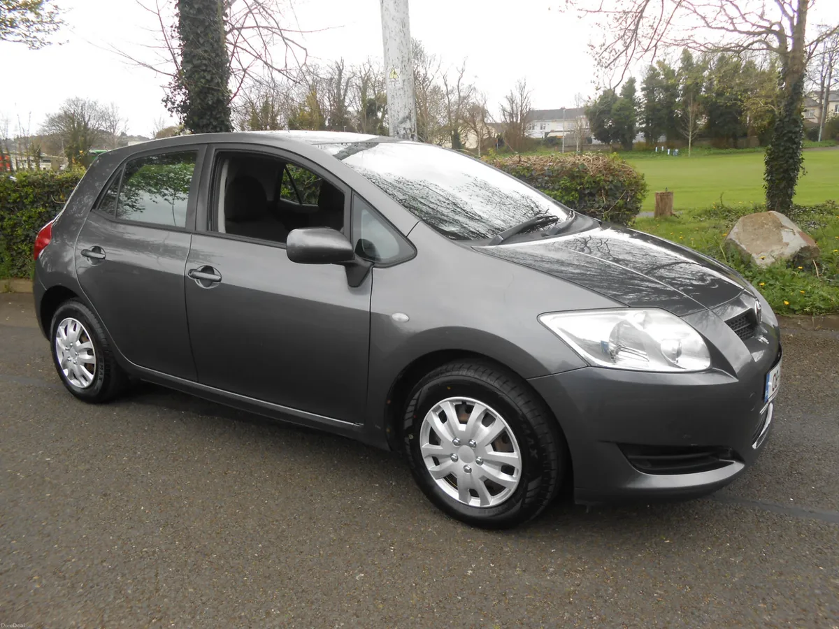 Toyota Auris Terra 1.4 Petrol 2008 - Image 1