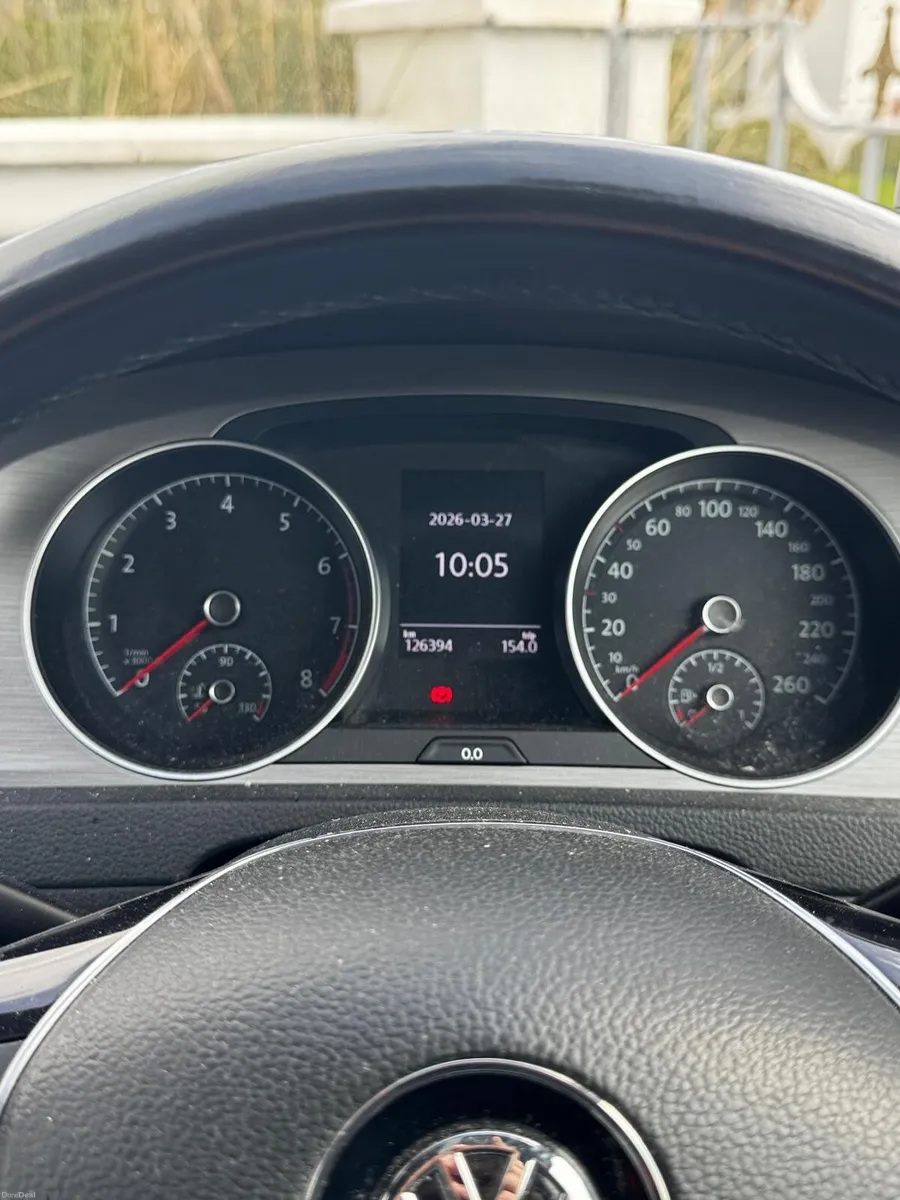 Volkswagen Golf 2015 - Image 2