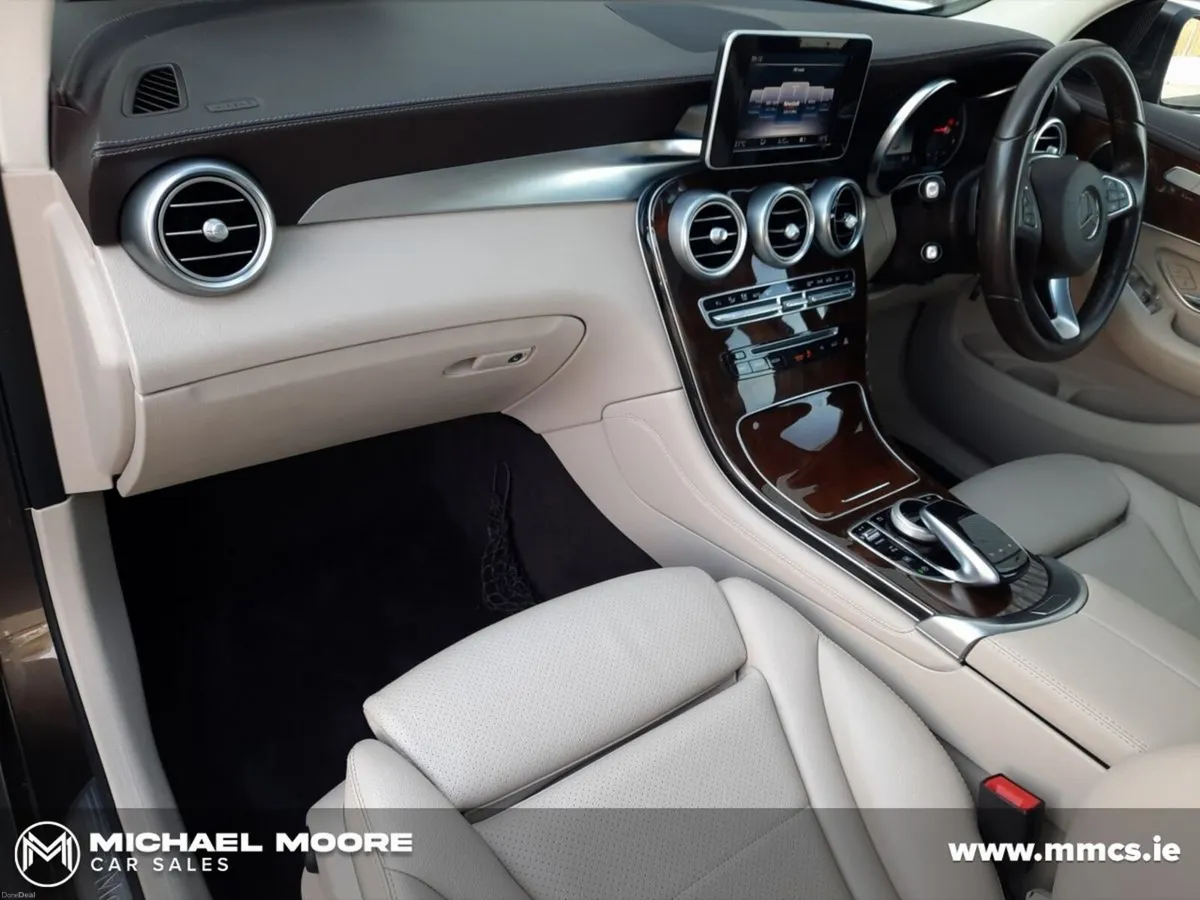 Mercedes-Benz GLC GLC 220 D 4MATIC EXCLUS - Image 4