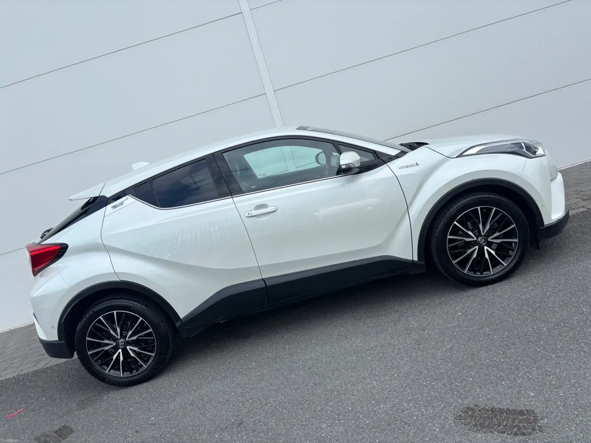 2018 TOYOTA CHR SOL HYBRID A/T FTSH - Image 4