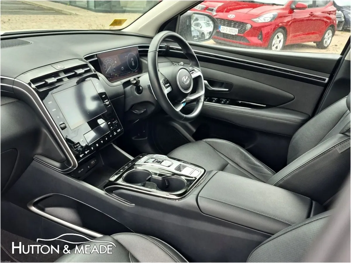 Hyundai Tucson Executive HEV 1.6 Petrol 5dr - Image 5