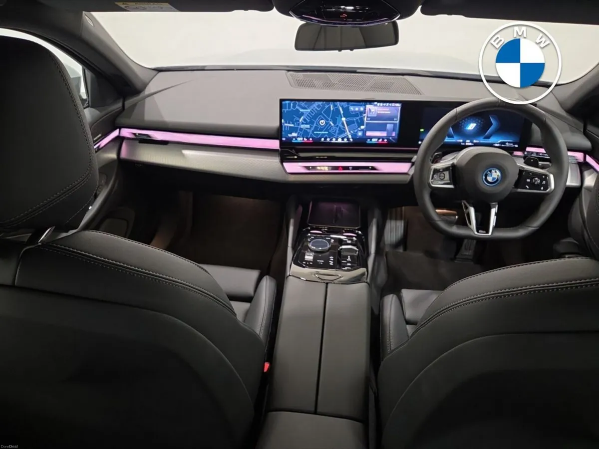 BMW 5-Series 530e M Sport Saloon - Image 4