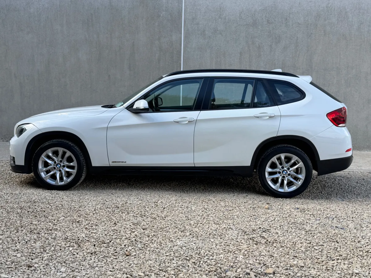 BMW X1 151 Red Leather - Image 3