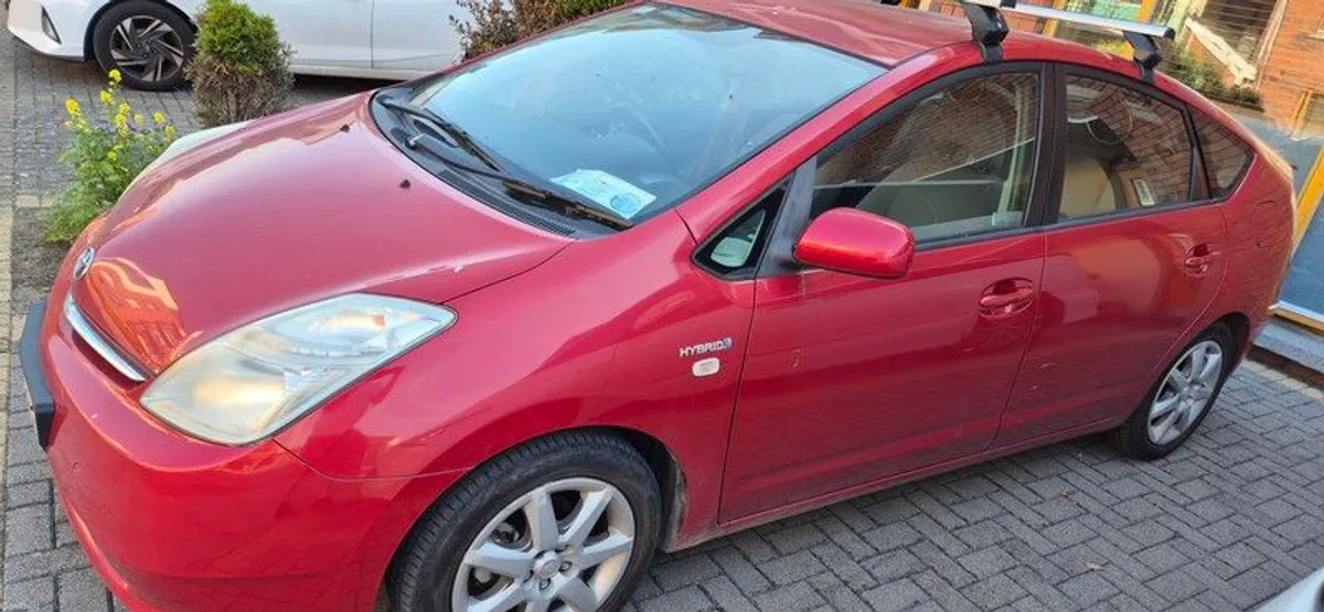 2009 Toyota Prius - Image 2