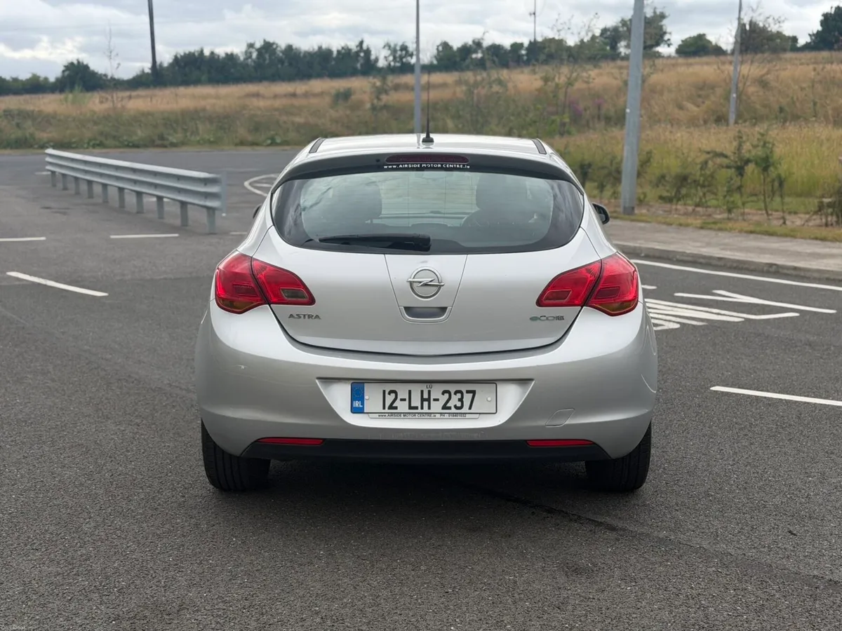 Opel Astra NEW NCT LOW KM - Image 3