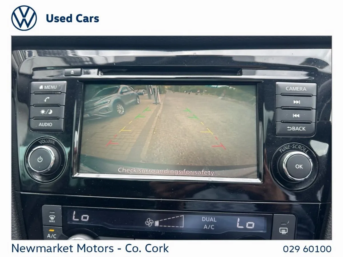 Nissan Qashqai 1.5 DIESEL SE WITH PANRAMIC ROOF - Image 6