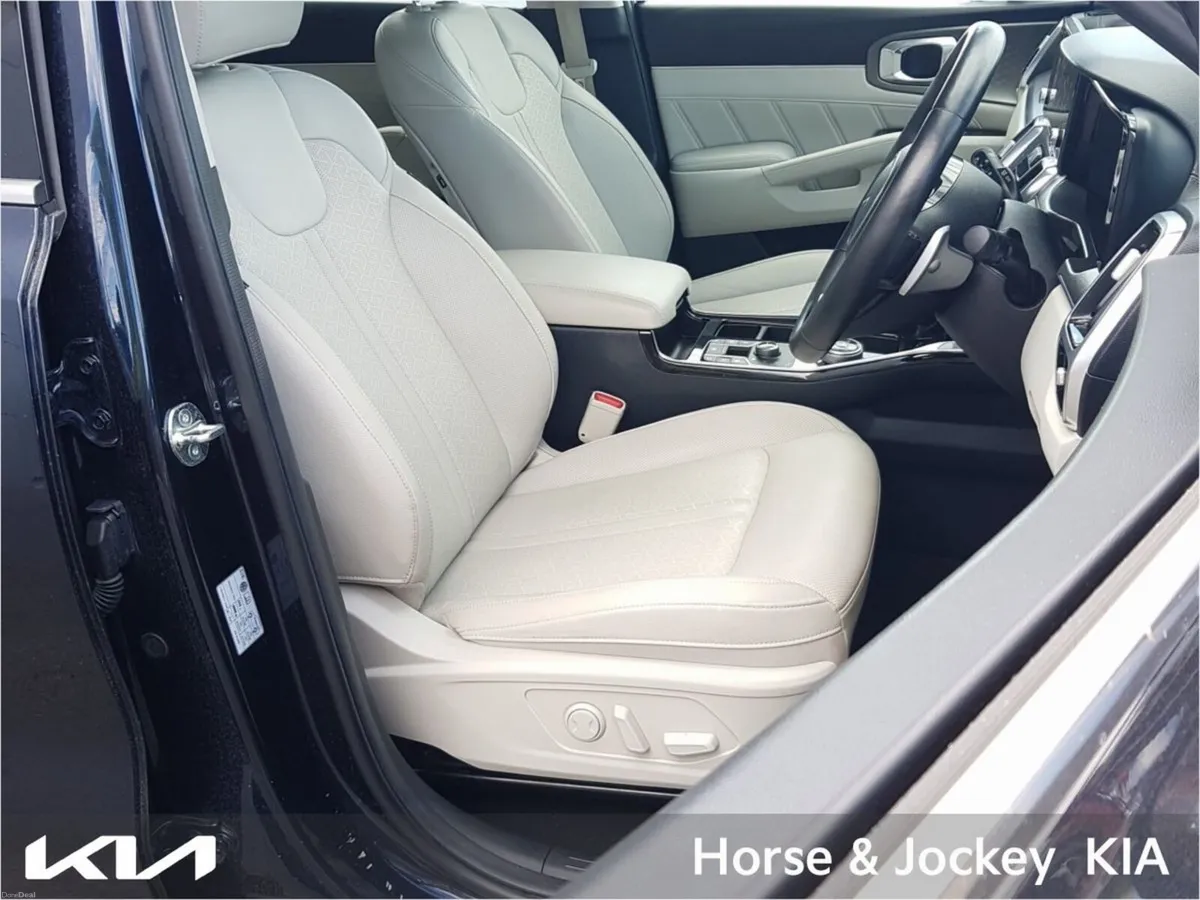 Kia Sorento 1.6 PHEV K3 4X4 7 seats - Image 2