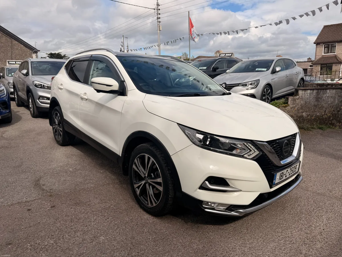 Nissan Qashqai Premium stunning car - Image 2