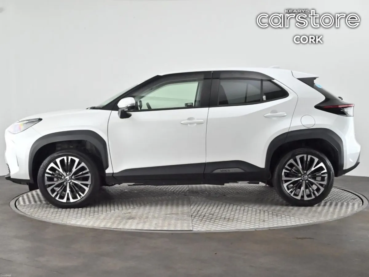 Toyota Yaris Cross 1.5 Hybrid CVT - Image 6