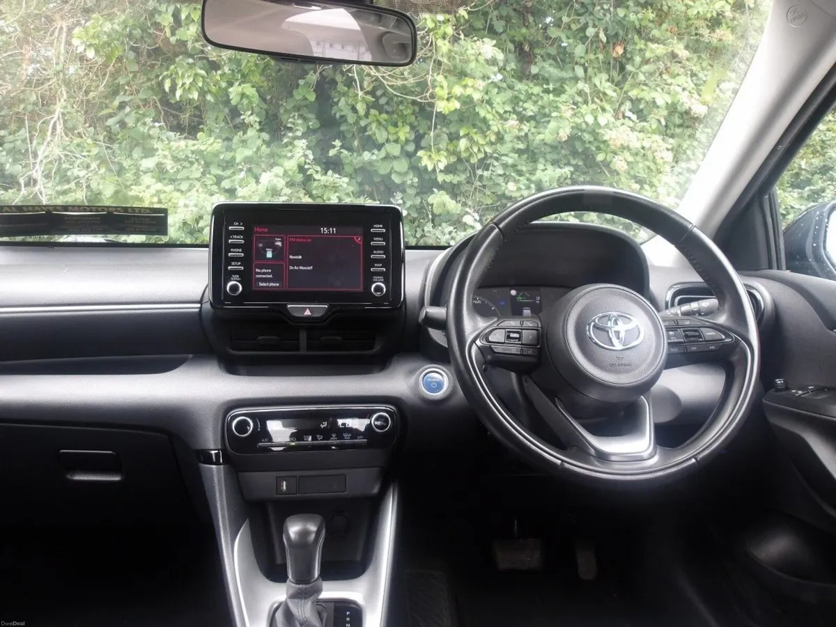 Toyota Yaris 1.5 Hybrid 5Dr Luna - Image 6