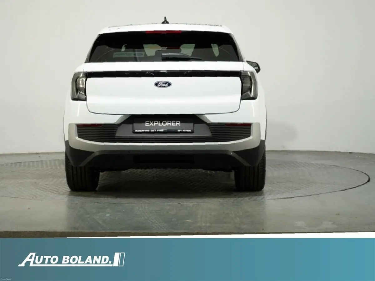 Ford Explorer Premium 77kwh - Image 6