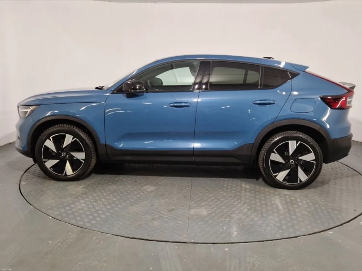Volvo C40 BEV 238HP Plus - Image 5